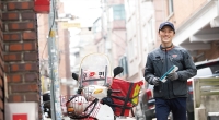 '나는 삶의 희로애락 전하는 소식 배달부'