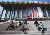 소리로 꿈을 그리고 소리로 소통하는 젊은 소리꾼들의 여섯 판