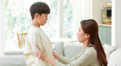 춘풍추상(春風秋霜)